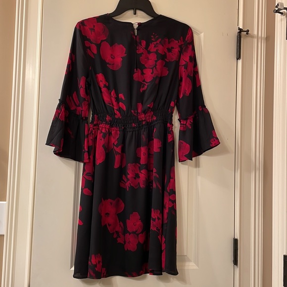 H&M dress - Picture 6 of 7